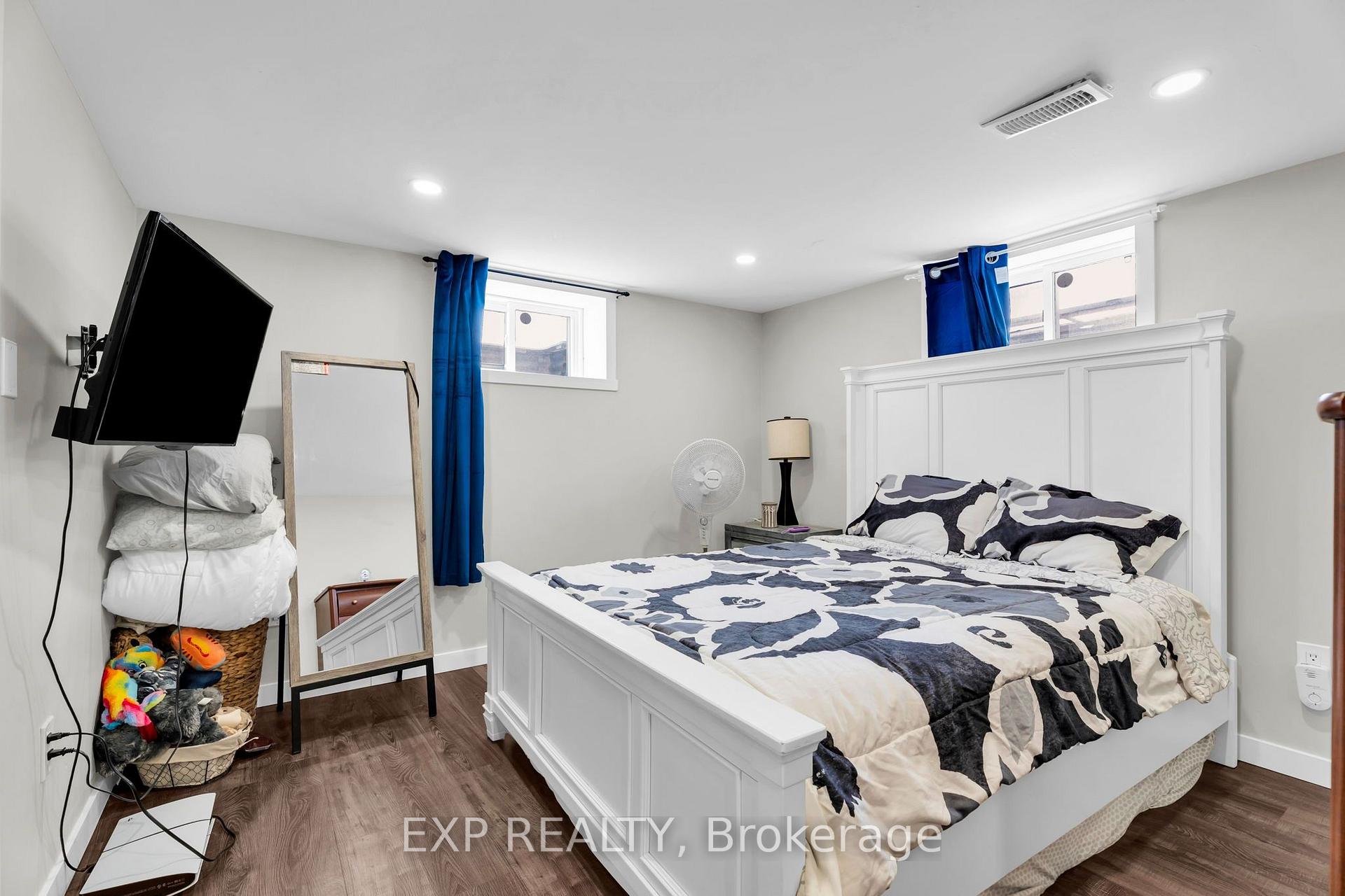 Photo 34 of 19 Woodman Drive, Brantford, Echo Place — HOMEH