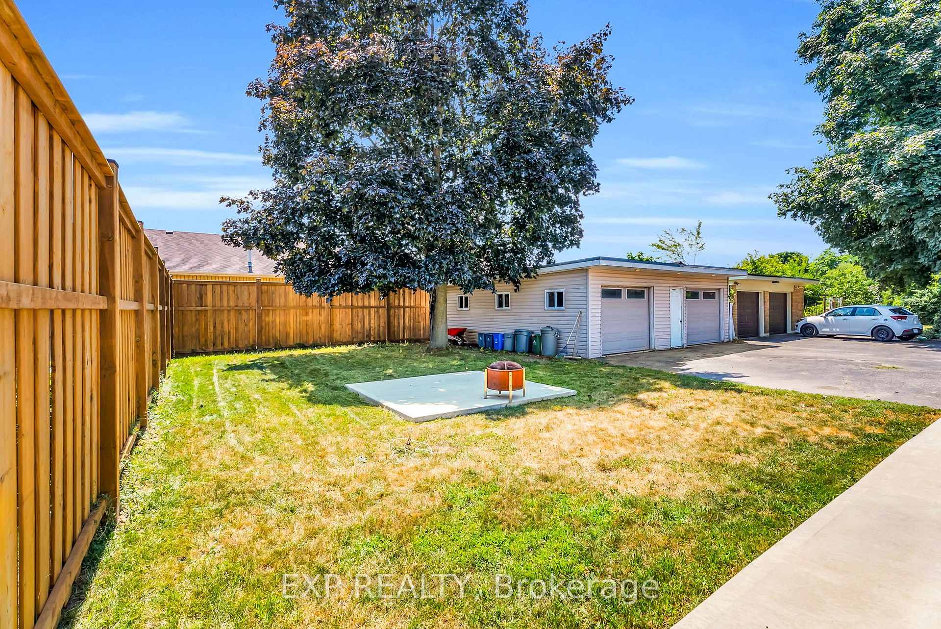 Photo 43 of 19 Woodman Drive, Brantford, Echo Place — HOMEH