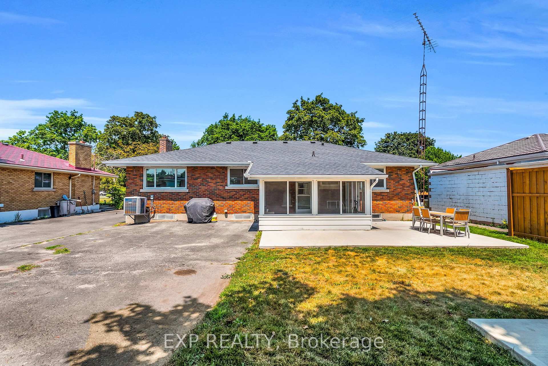 Photo 47 of 19 Woodman Drive, Brantford, Echo Place — HOMEH