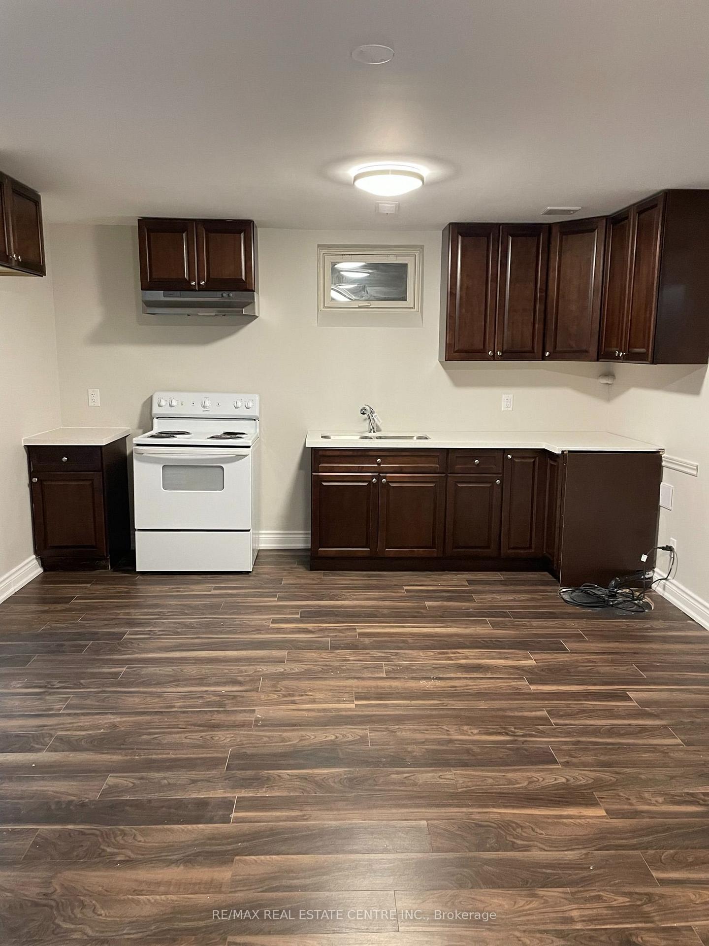 Photo 2 of Unit (Bsmt), 21 Buster Drive, Brampton, Bram West — HOMEH