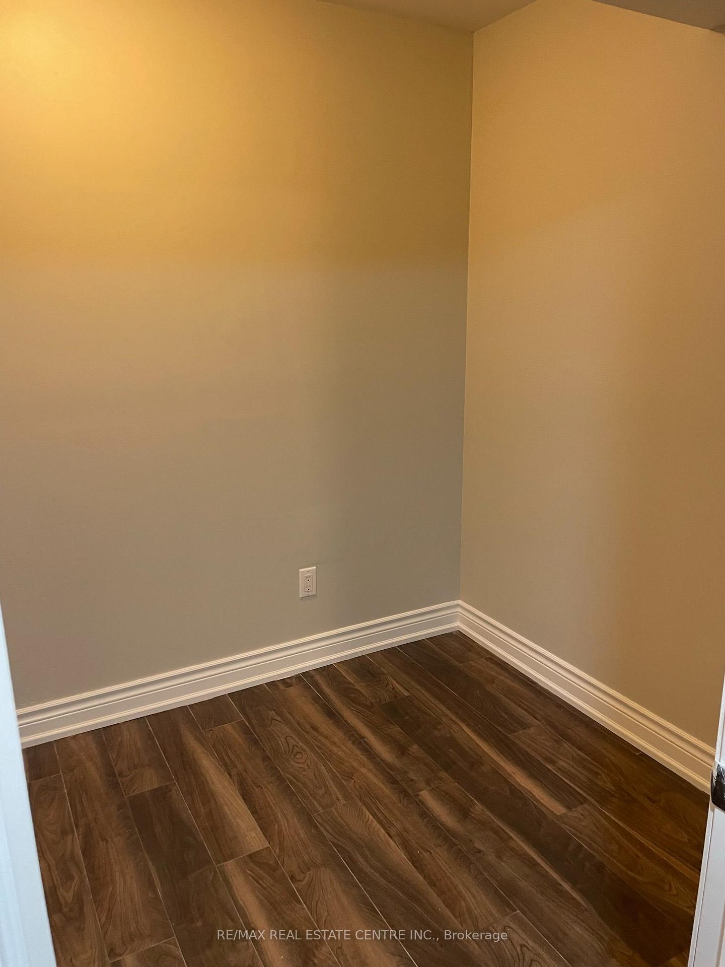Photo 7 of Unit (Bsmt), 21 Buster Drive, Brampton, Bram West — HOMEH