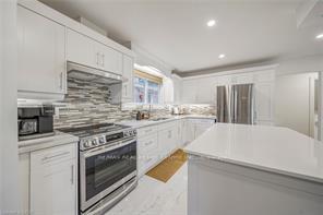 Photo 8 of 24 Garvey Crescent, Hamilton, Corman — HOMEH