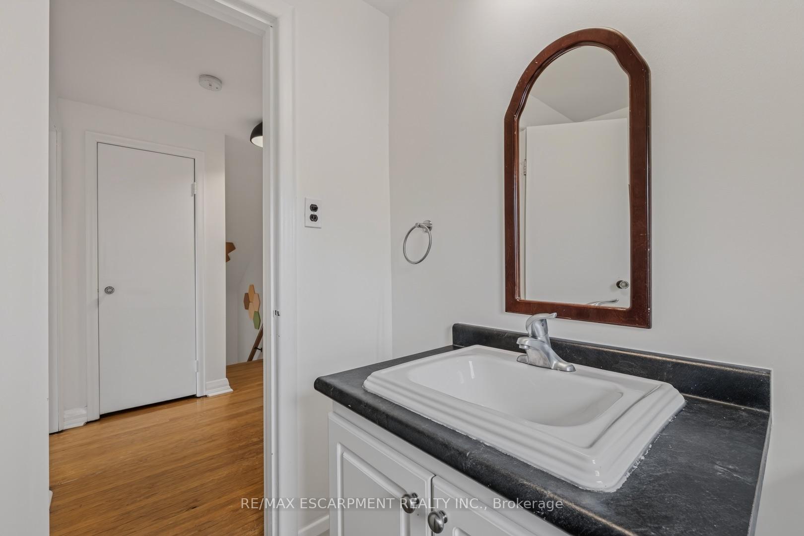 Photo 30 of 66 Paling Court, Hamilton, Homeside — HOMEH