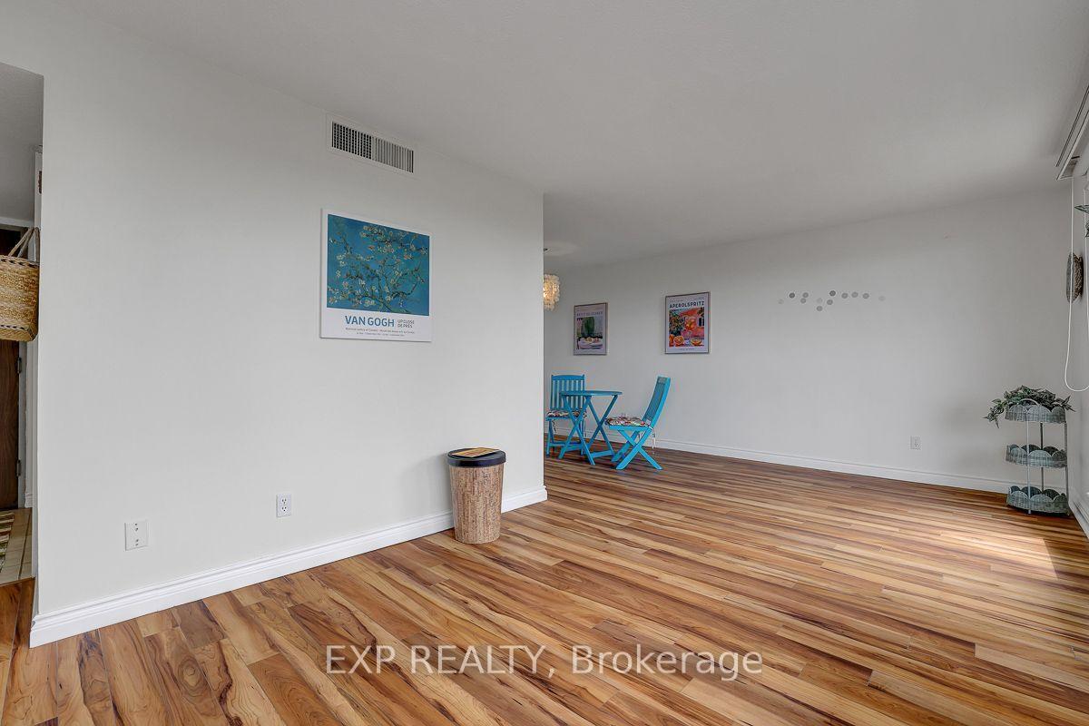 Photo 6 of Unit 1706, 470 Laurier Street W, Ottawa, Ottawa Centre — HOMEH