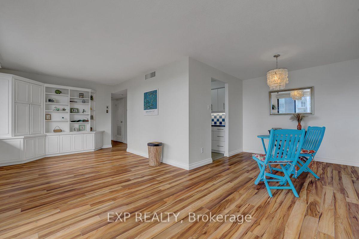 Photo 8 of Unit 1706, 470 Laurier Street W, Ottawa, Ottawa Centre — HOMEH