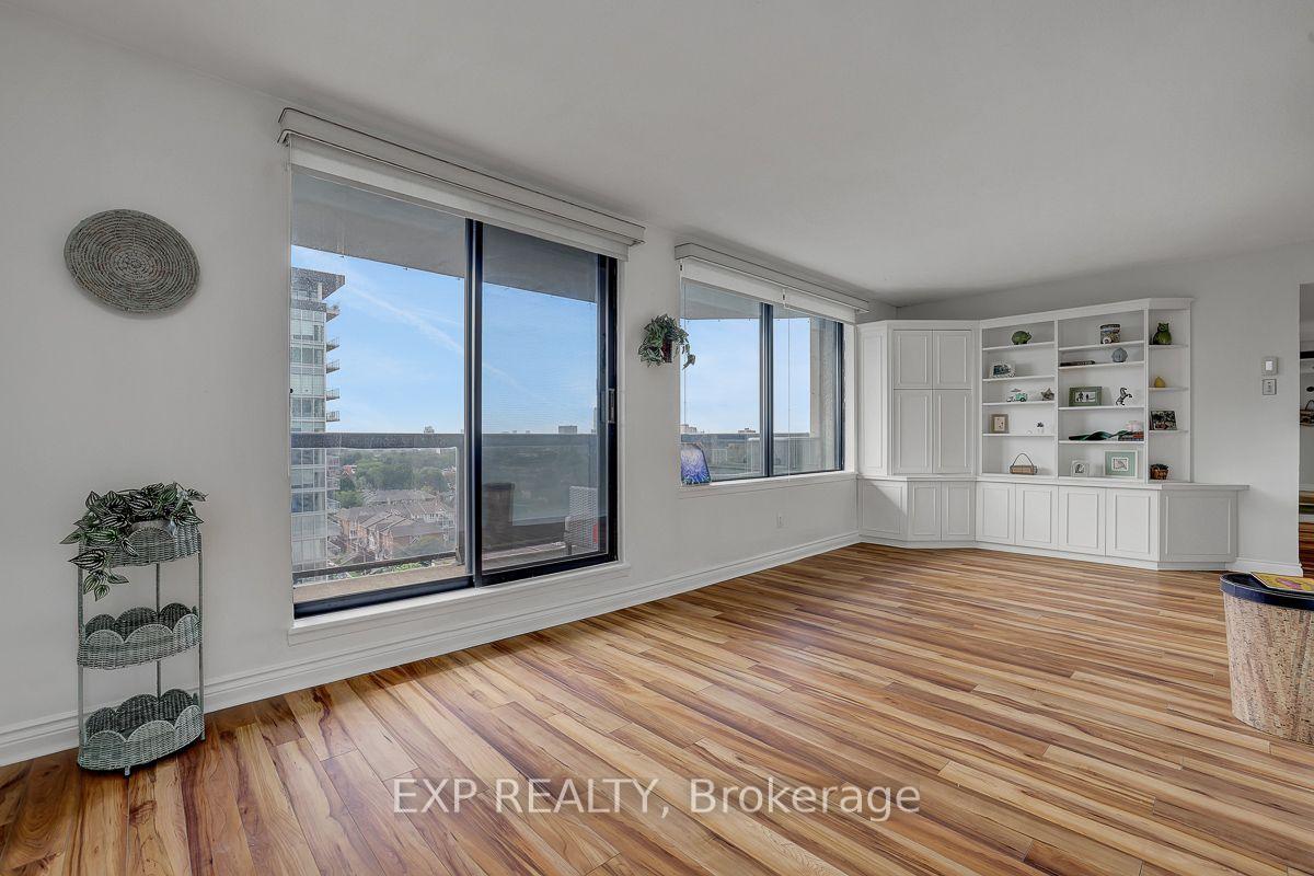 Photo 9 of Unit 1706, 470 Laurier Street W, Ottawa, Ottawa Centre — HOMEH