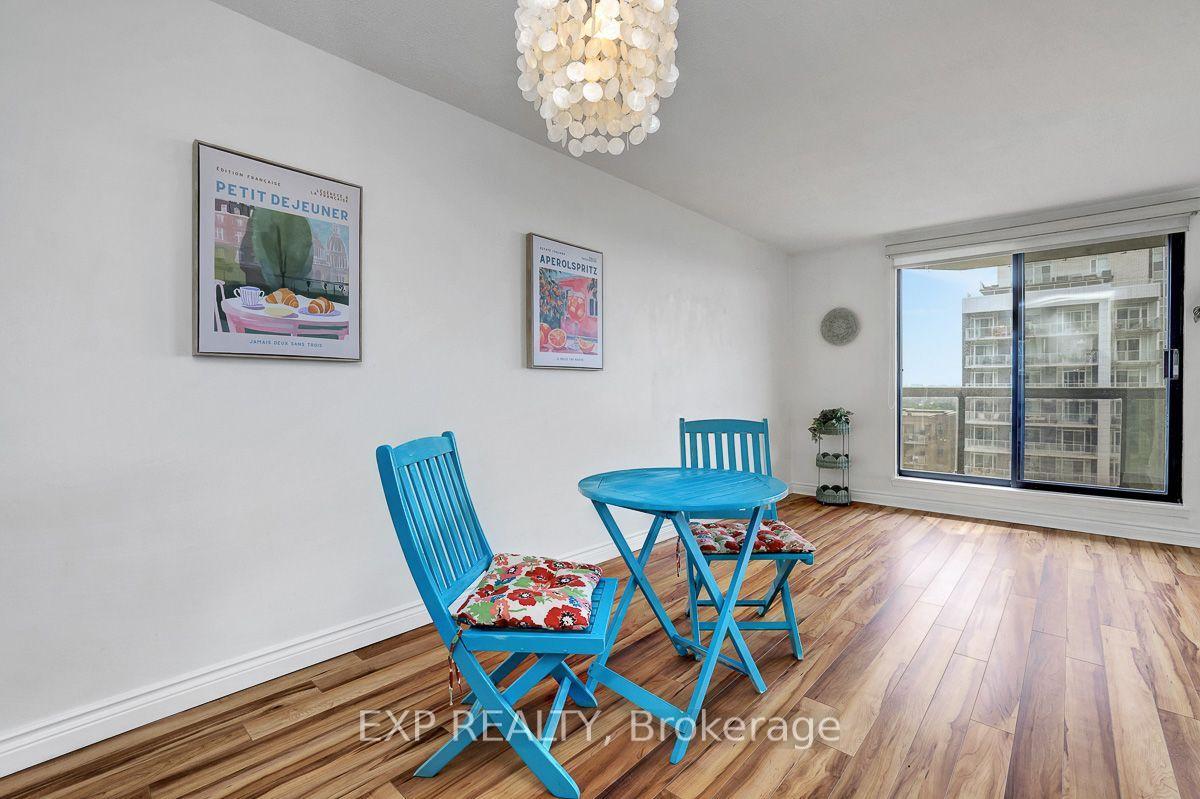Photo 11 of Unit 1706, 470 Laurier Street W, Ottawa, Ottawa Centre — HOMEH