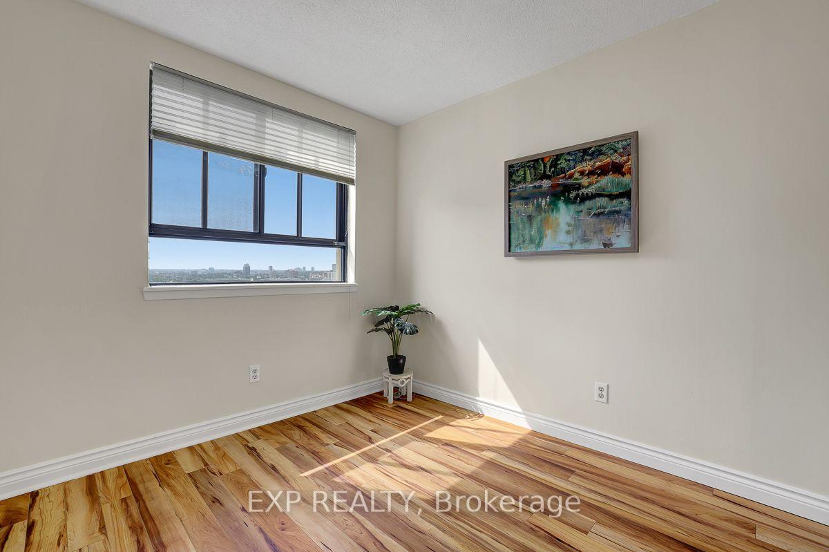 Photo 22 of Unit 1706, 470 Laurier Street W, Ottawa, Ottawa Centre — HOMEH