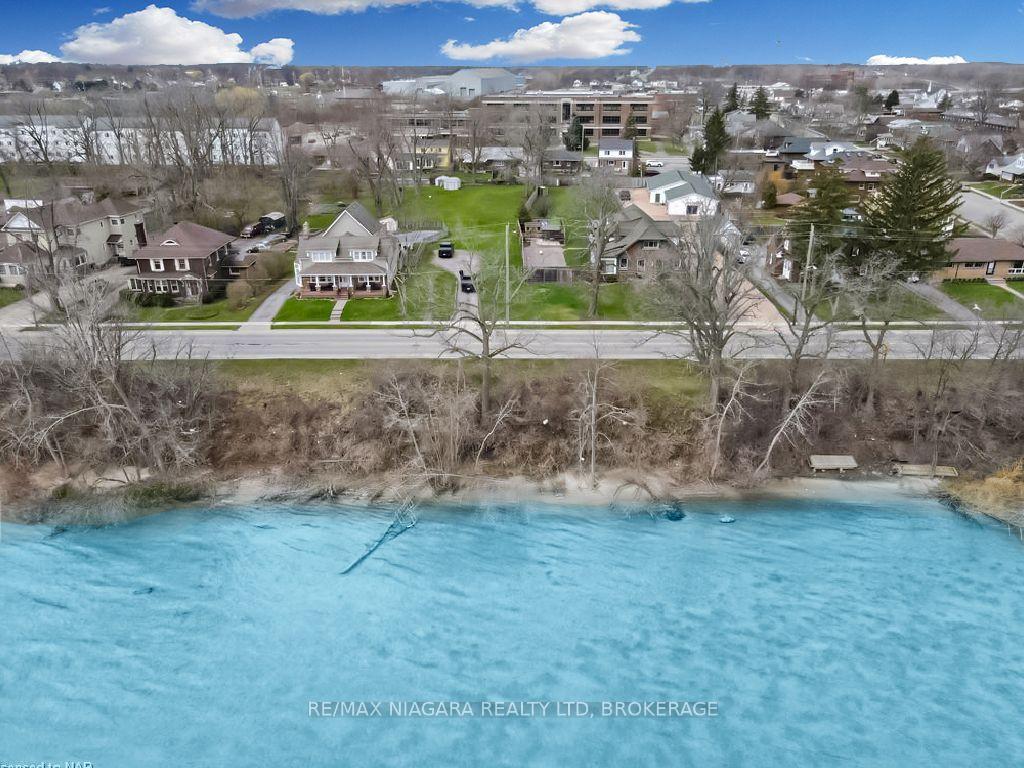Photo 5 of Niagara Boulevard, Fort Erie, Central — HOMEH