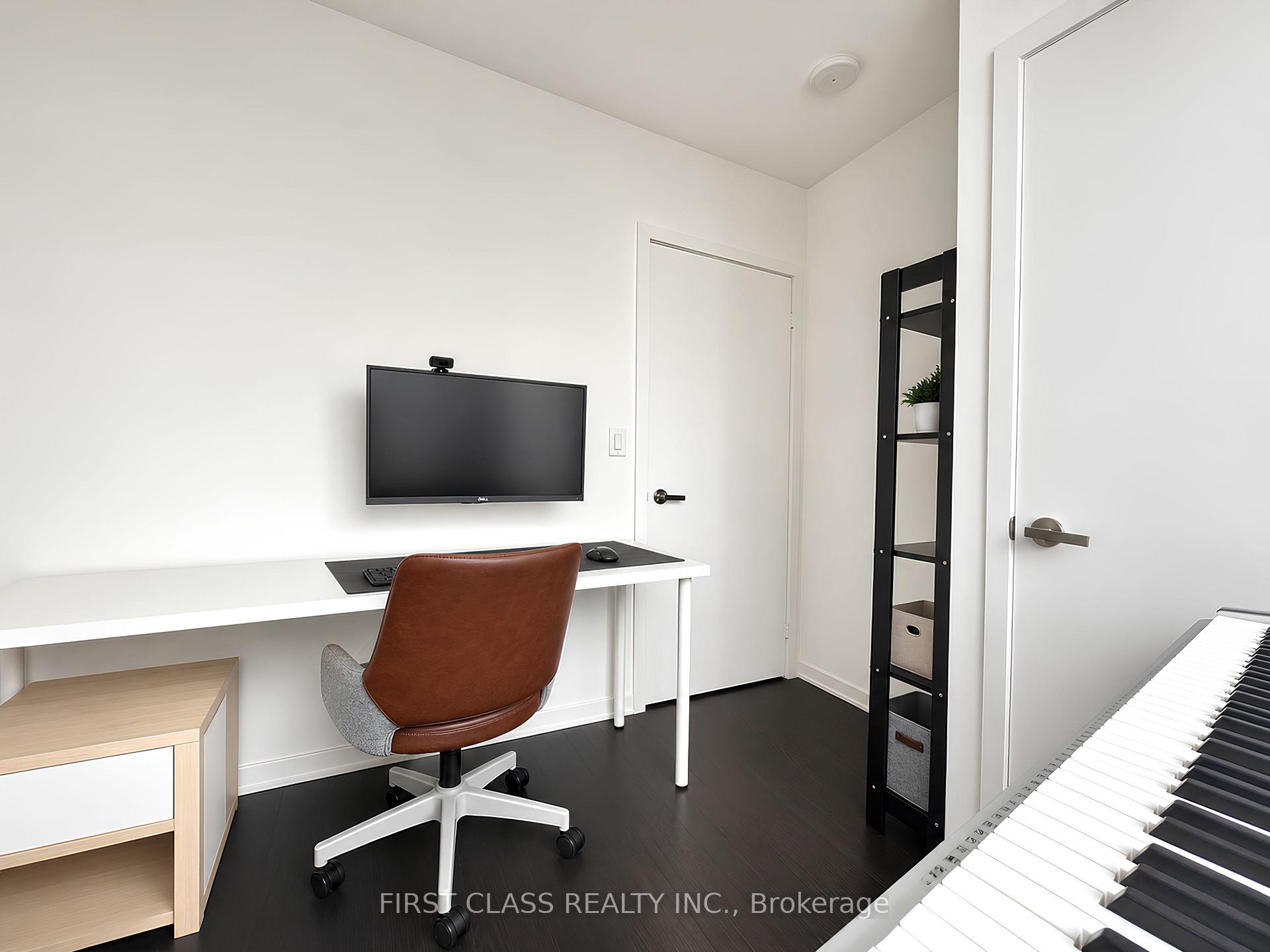 Photo 18 of Unit 3810, 100 Harbour Street, Toronto, Waterfront Communities — HOMEH