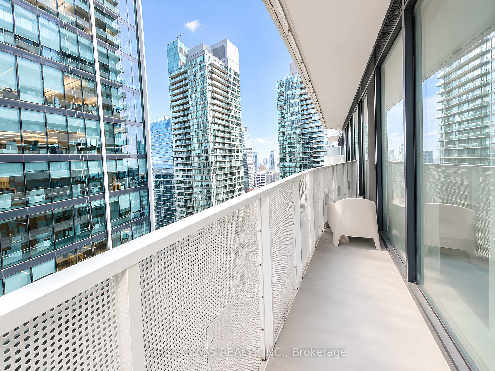 Photo 30 of Unit 3810, 100 Harbour Street, Toronto, Waterfront Communities — HOMEH