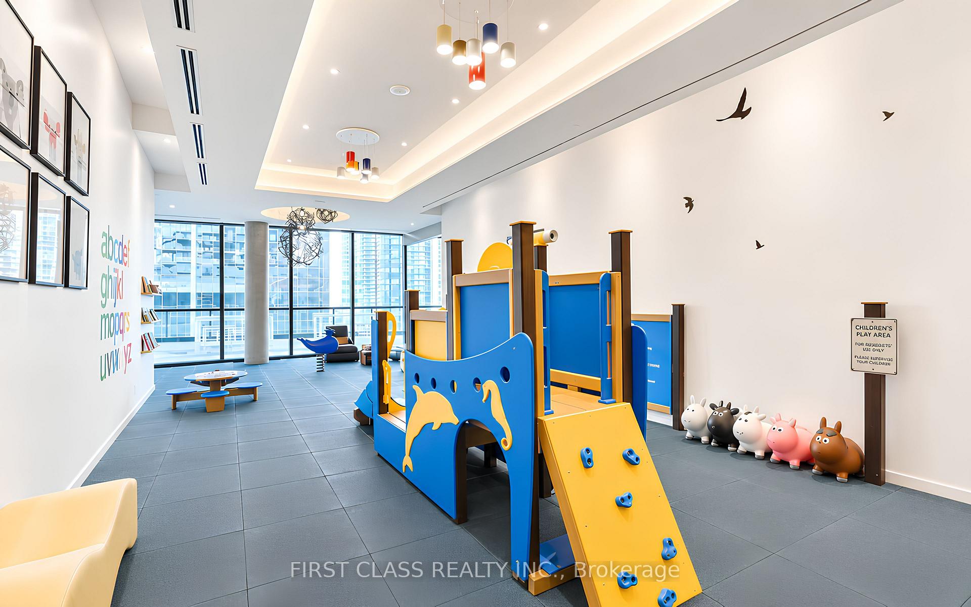 Photo 31 of Unit 3810, 100 Harbour Street, Toronto, Waterfront Communities — HOMEH