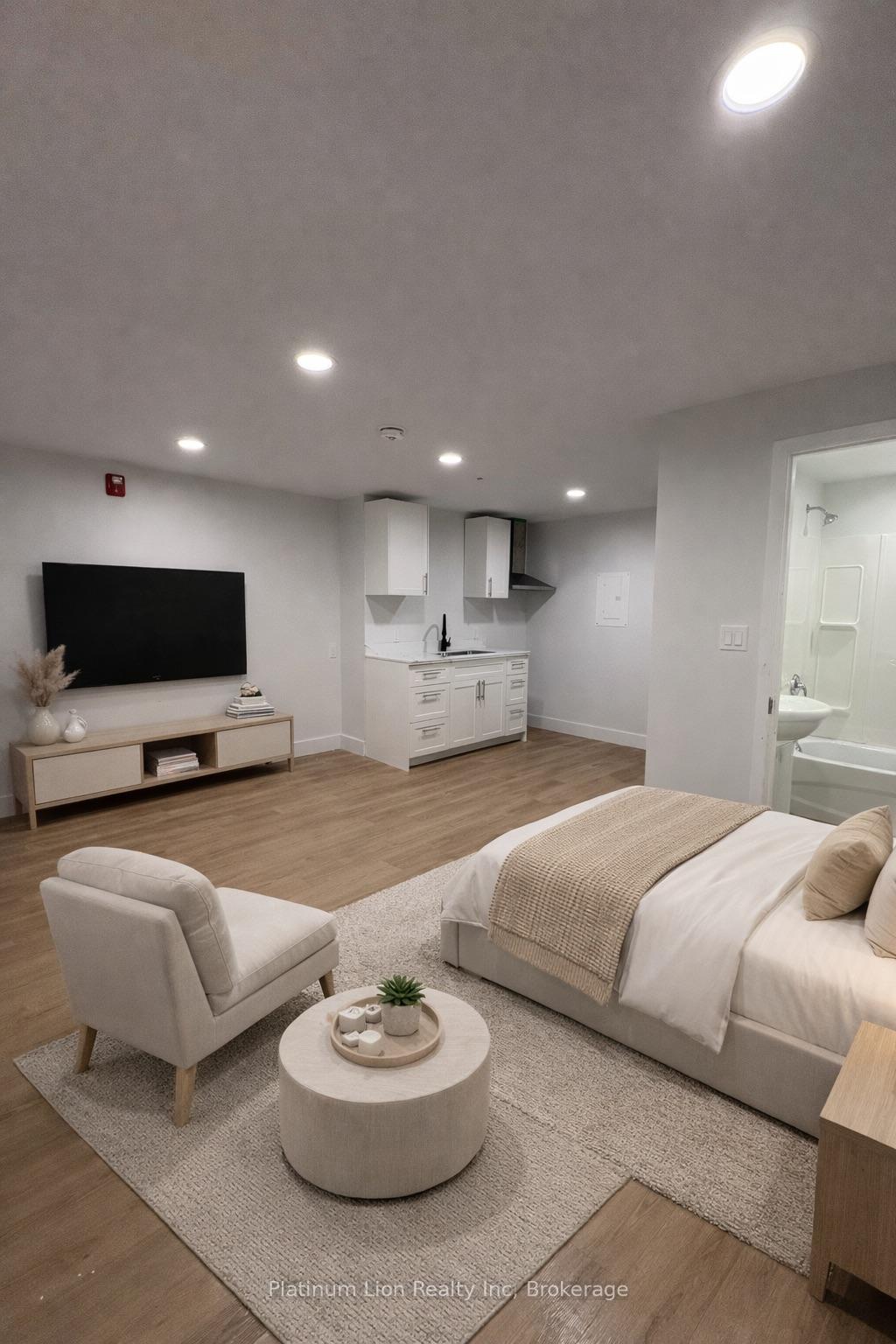 Photo of Unit 6, 803 King Street