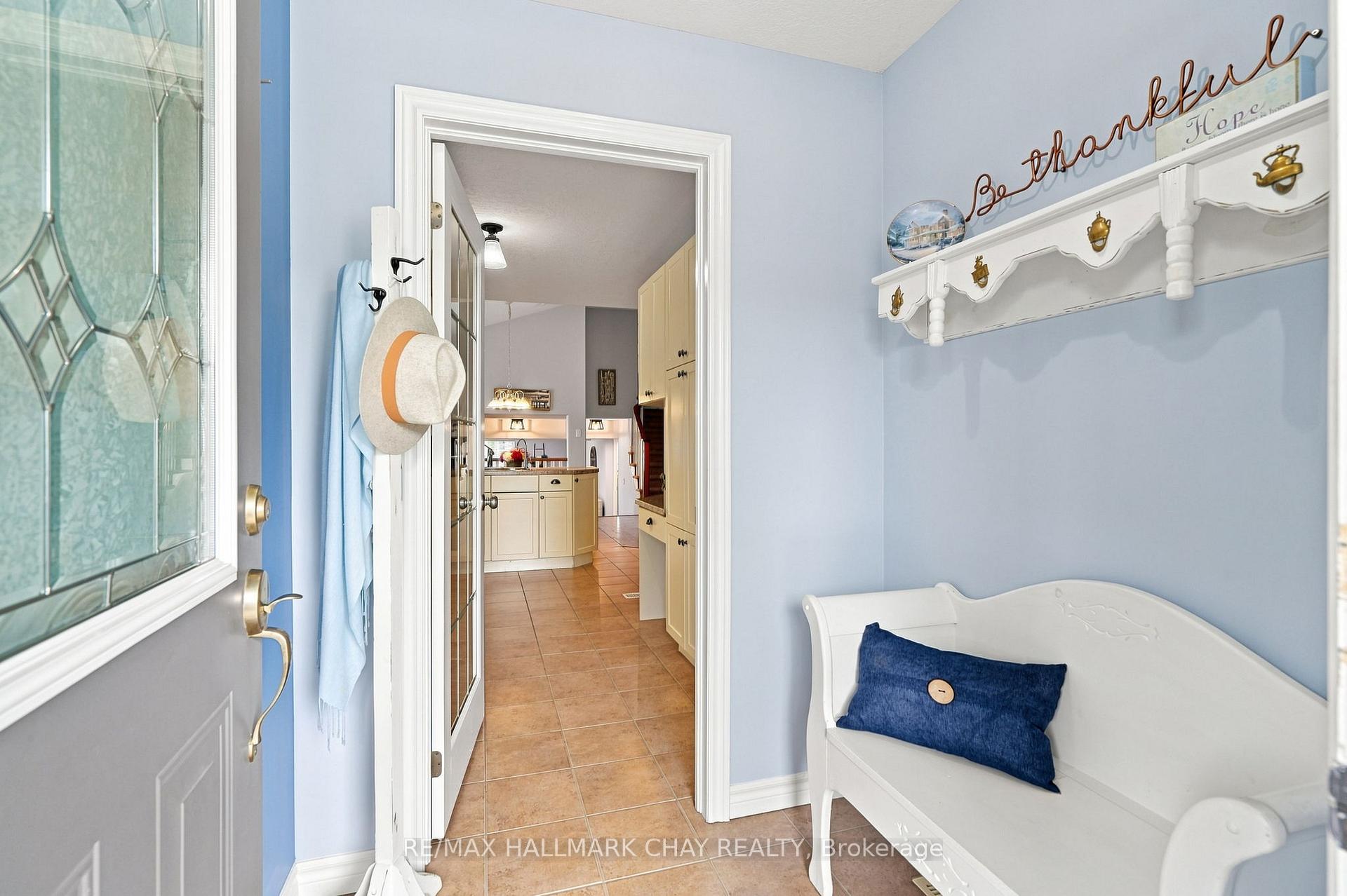 Photo 5 of 23 Banting Crescent, Essa, Angus — HOMEH
