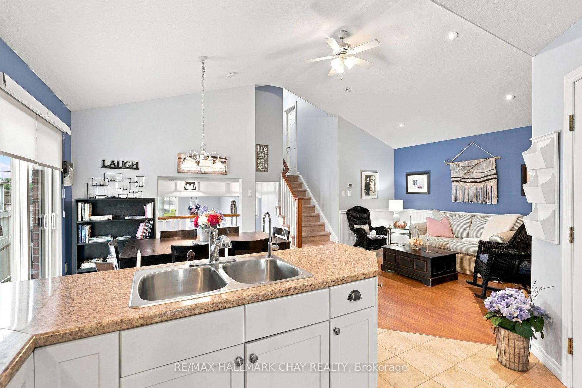 Photo 9 of 23 Banting Crescent, Essa, Angus — HOMEH