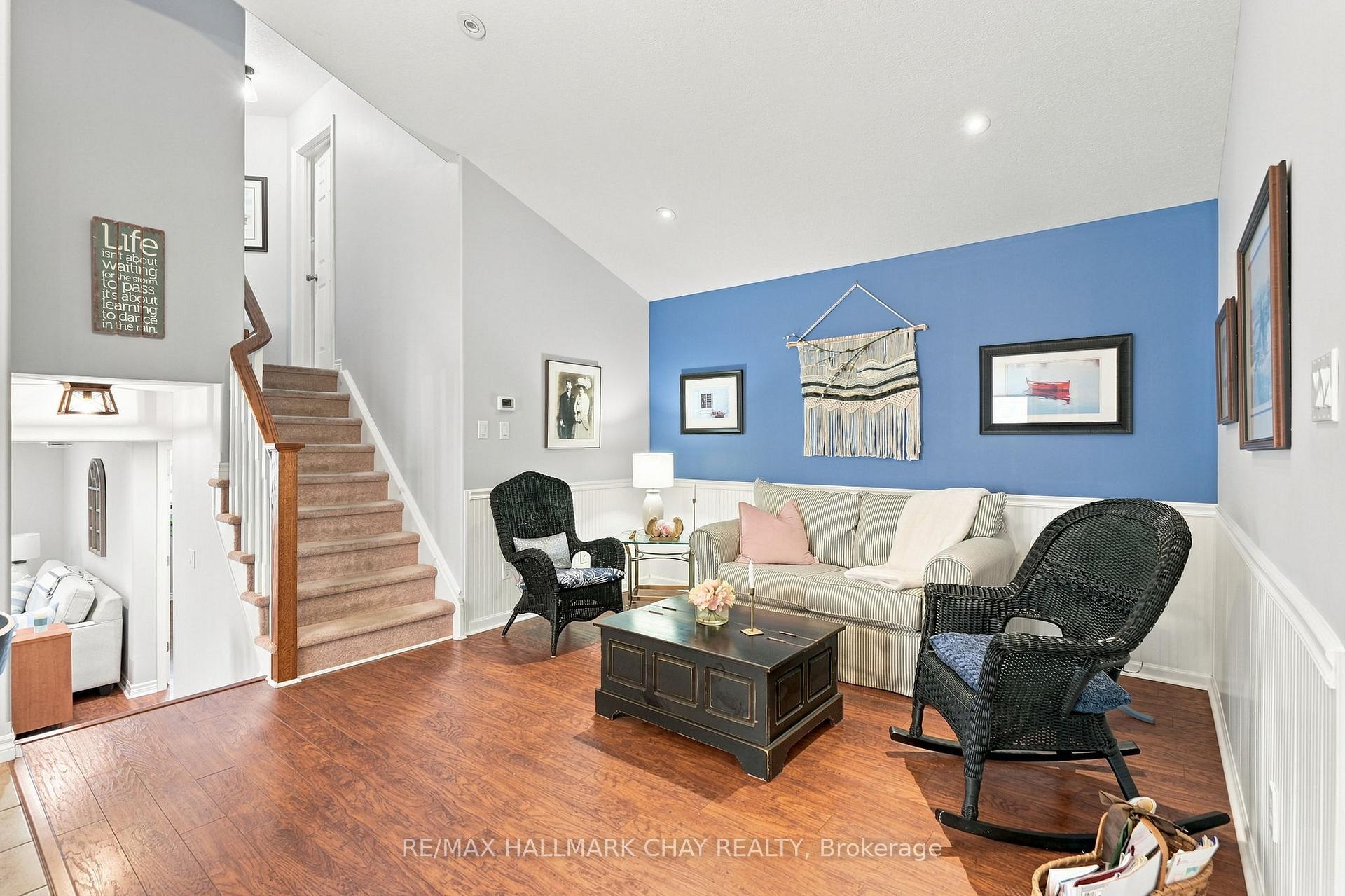 Photo 14 of 23 Banting Crescent, Essa, Angus — HOMEH
