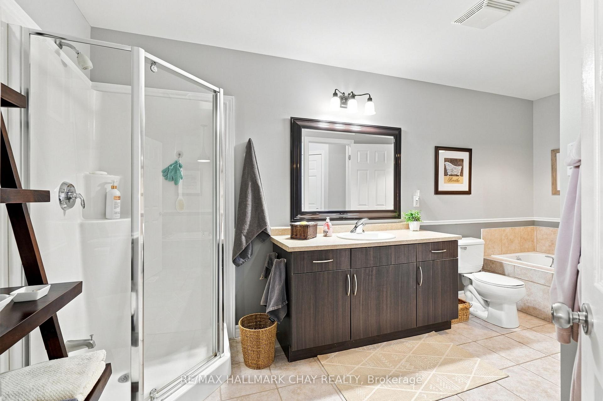 Photo 27 of 23 Banting Crescent, Essa, Angus — HOMEH