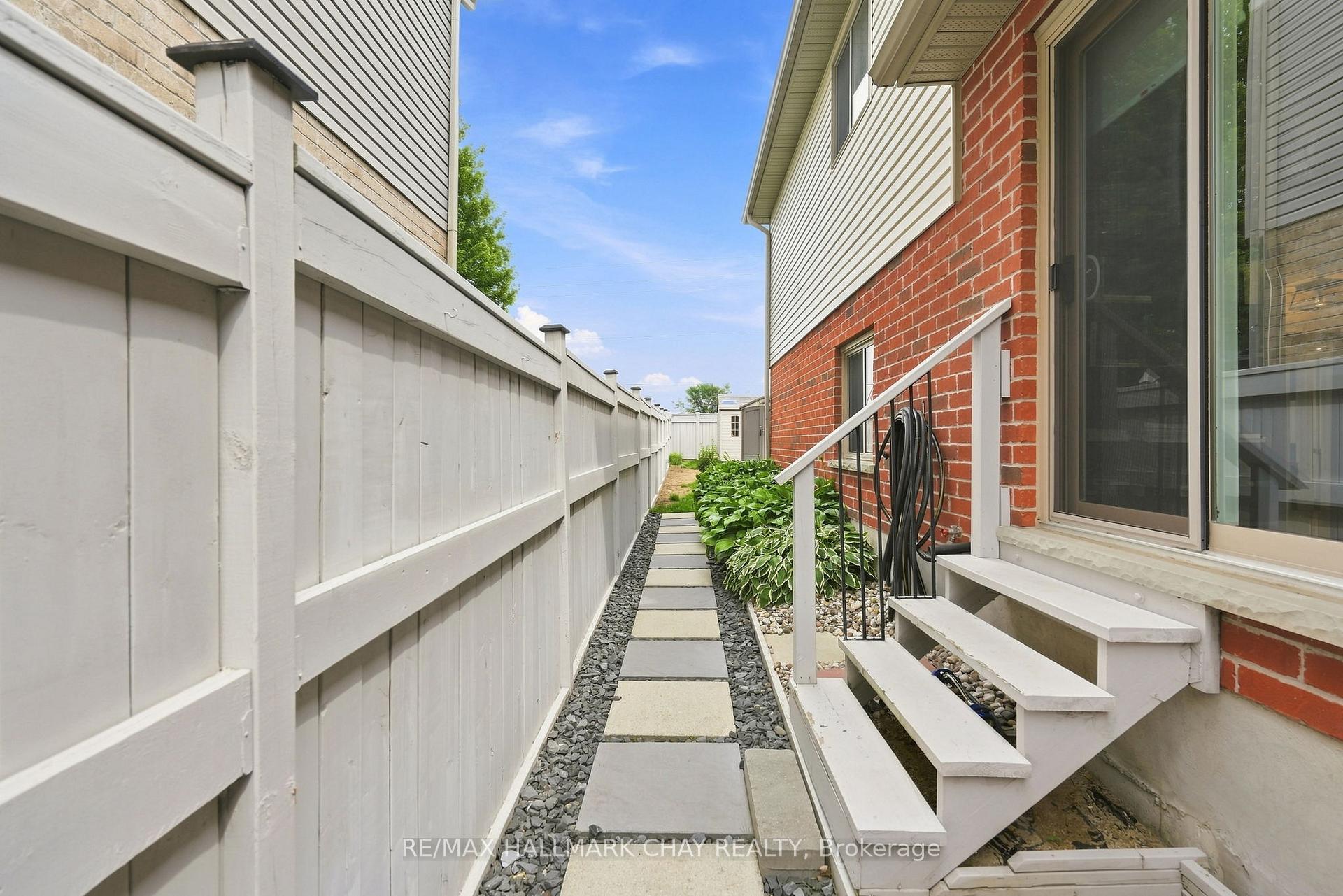 Photo 36 of 23 Banting Crescent, Essa, Angus — HOMEH