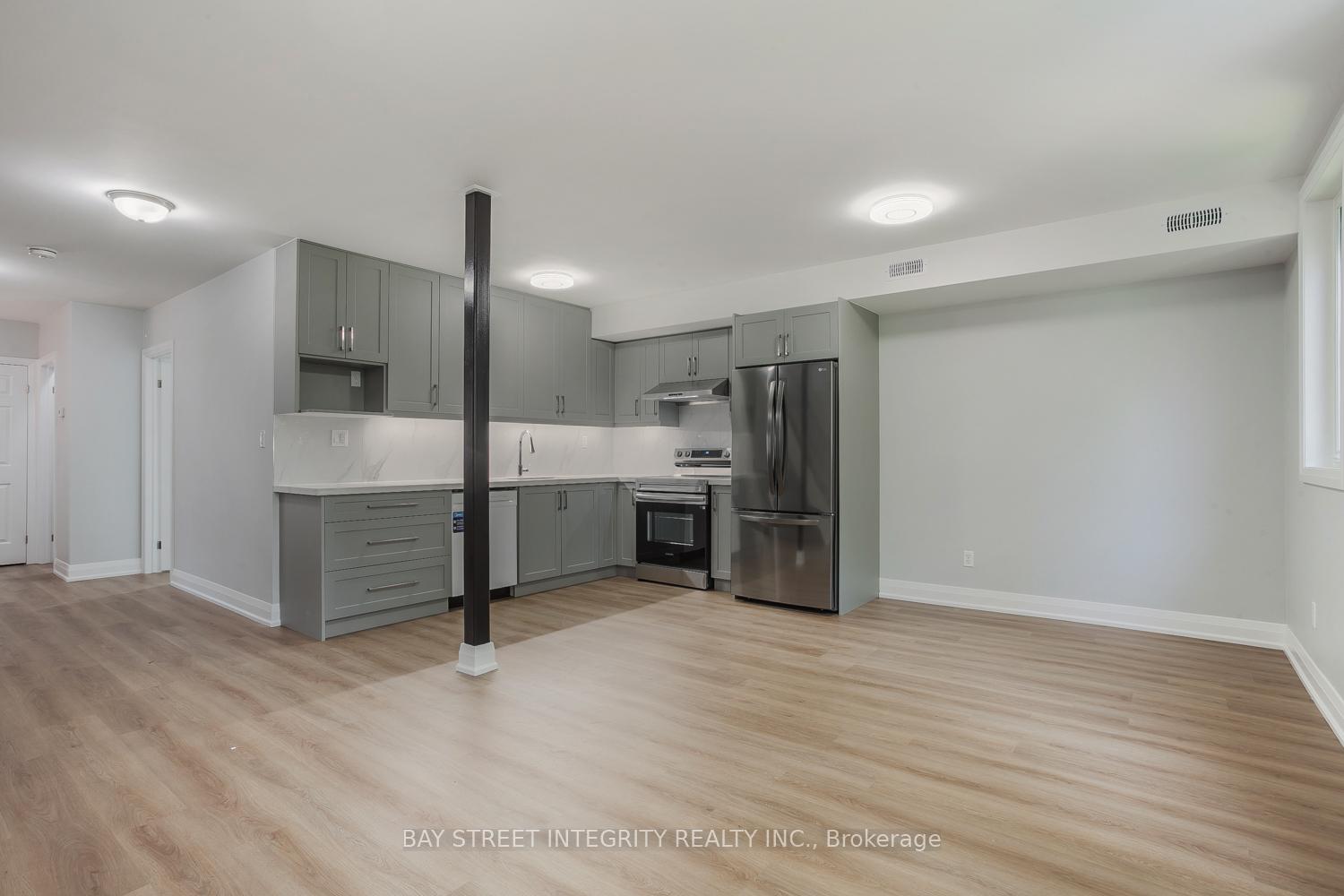 Photo 3 of Unit Upper Floor, 19 D'arcy Street, Toronto, Kensington-Chinatown — HOMEH
