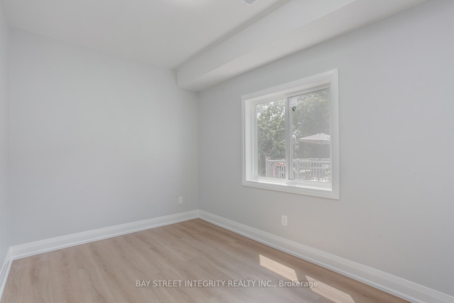 Photo 12 of Unit Upper Floor, 19 D'arcy Street, Toronto, Kensington-Chinatown — HOMEH