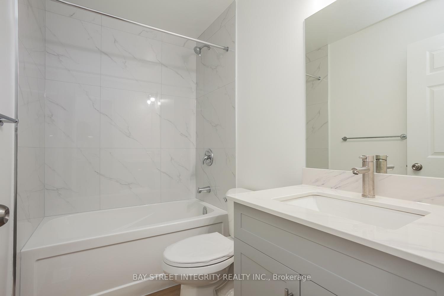 Photo 19 of Unit Upper Floor, 19 D'arcy Street, Toronto, Kensington-Chinatown — HOMEH