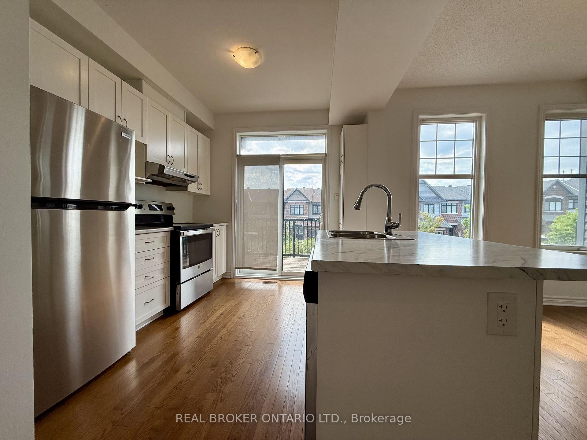 Photo 35 of 66 Fallengale Crescent, Ottawa, Kanata - Kanata Lakes/Heritage Hills — HOMEH