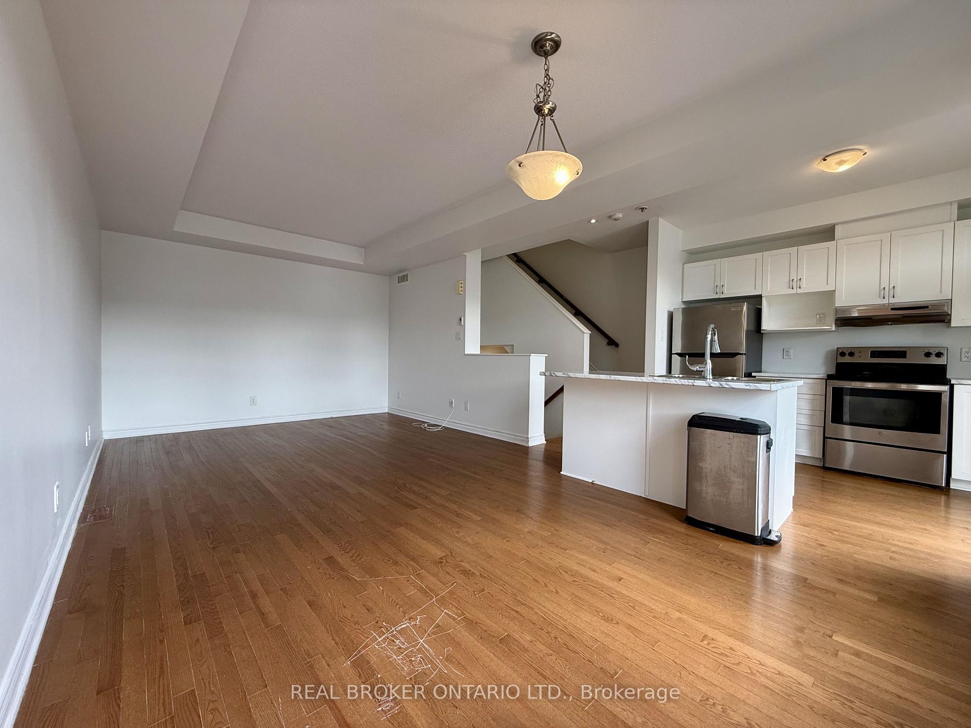 Photo 50 of 66 Fallengale Crescent, Ottawa, Kanata - Kanata Lakes/Heritage Hills — HOMEH
