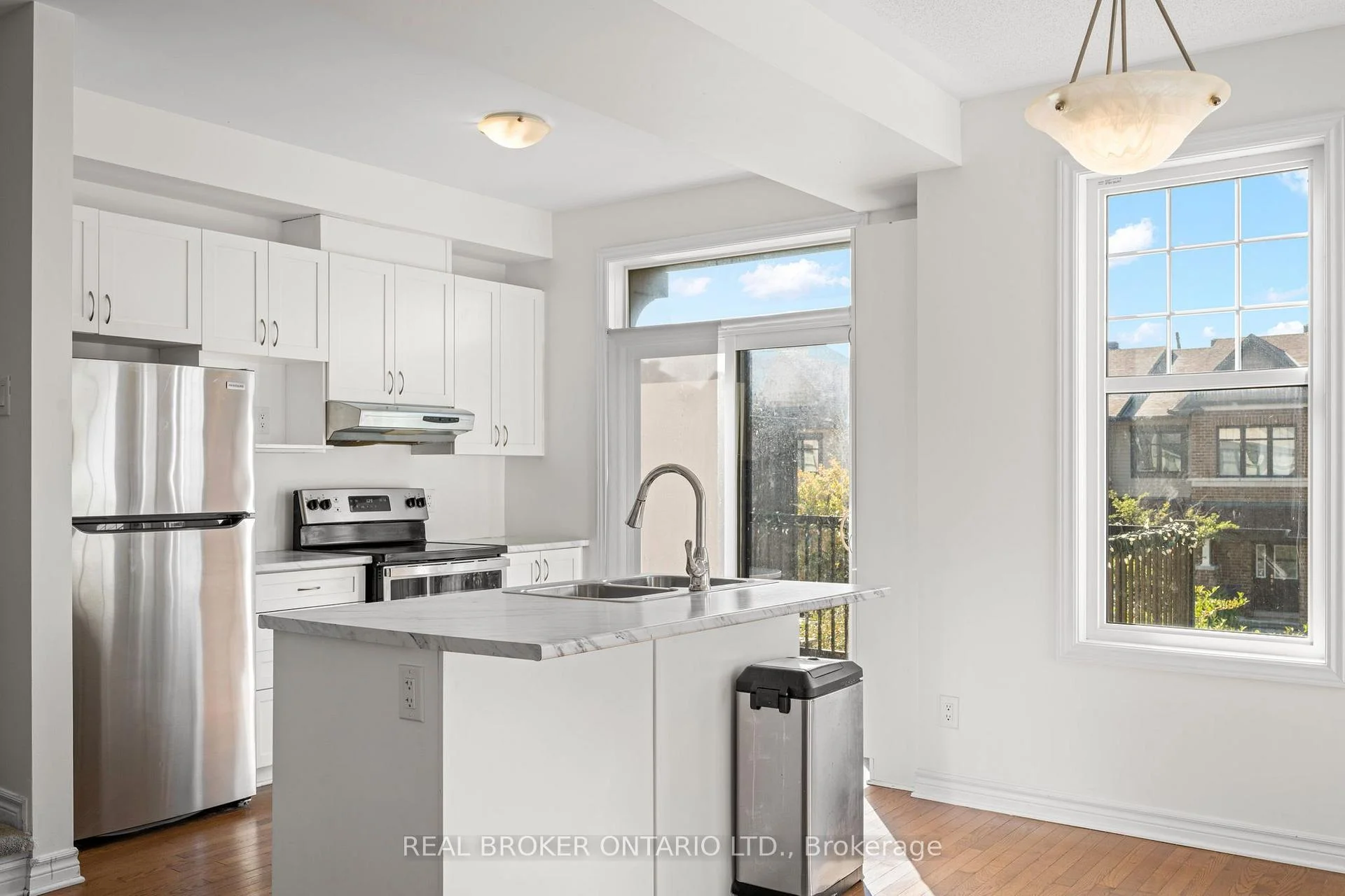 Photo 25 of 66 Fallengale Crescent, Ottawa, Kanata - Kanata Lakes/Heritage Hills — HOMEH