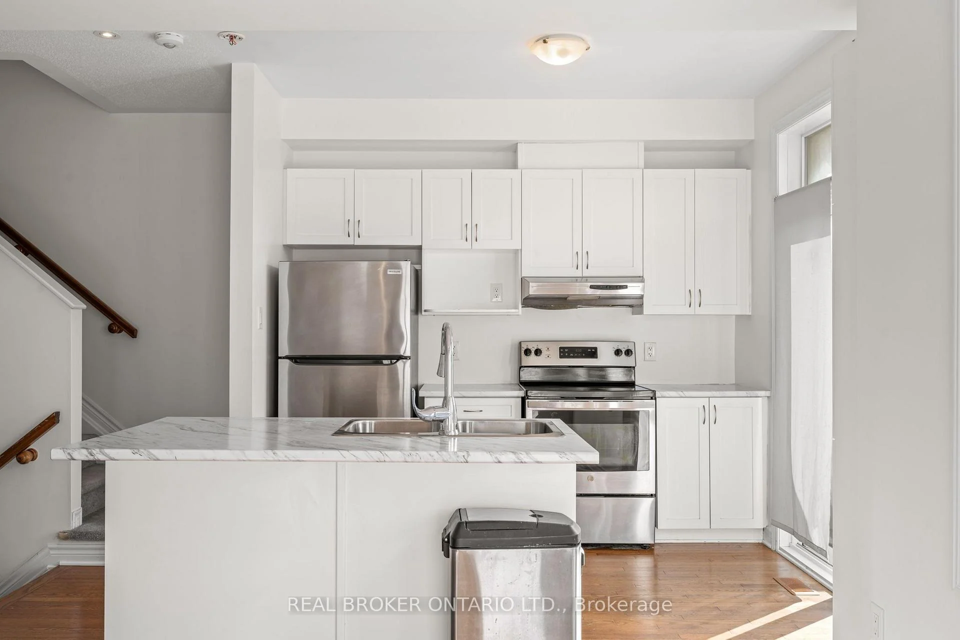 Photo 28 of 66 Fallengale Crescent, Ottawa, Kanata - Kanata Lakes/Heritage Hills — HOMEH
