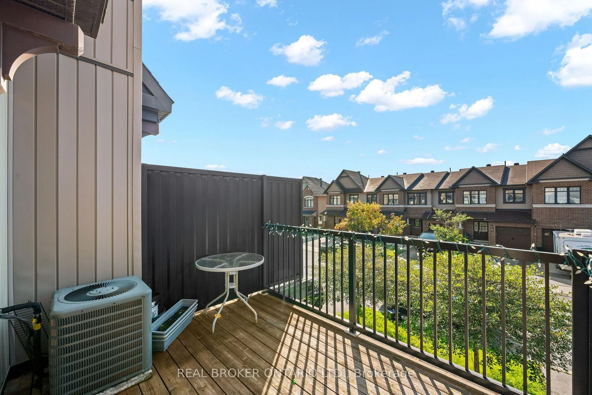 Photo 52 of 66 Fallengale Crescent, Ottawa, Kanata - Kanata Lakes/Heritage Hills — HOMEH
