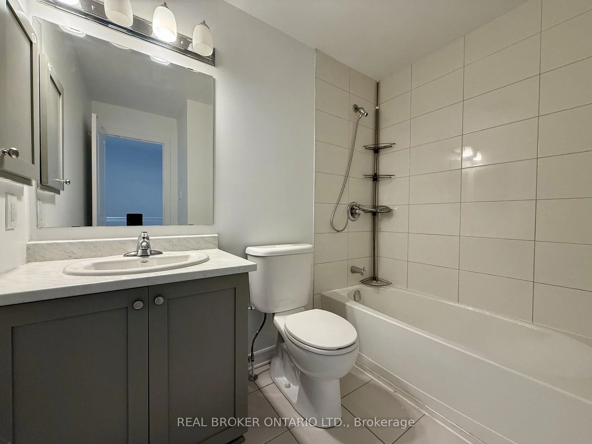 Photo 63 of 66 Fallengale Crescent, Ottawa, Kanata - Kanata Lakes/Heritage Hills — HOMEH