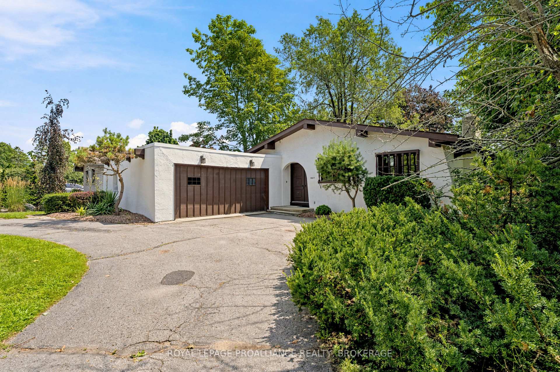 Photo 7 of 807 Wartman Avenue, Kingston, City SouthWest — HOMEH