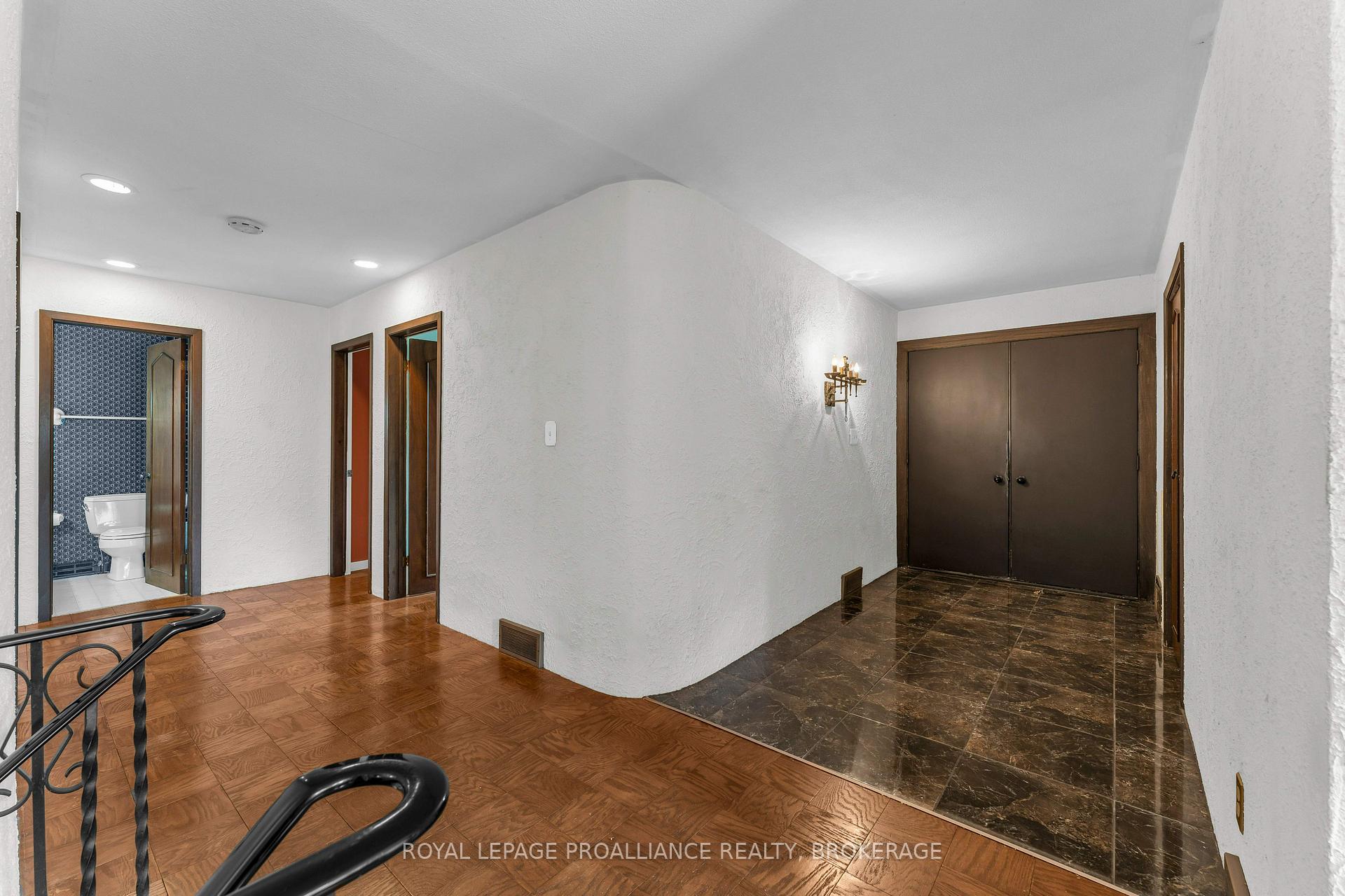 Photo 8 of 807 Wartman Avenue, Kingston, City SouthWest — HOMEH