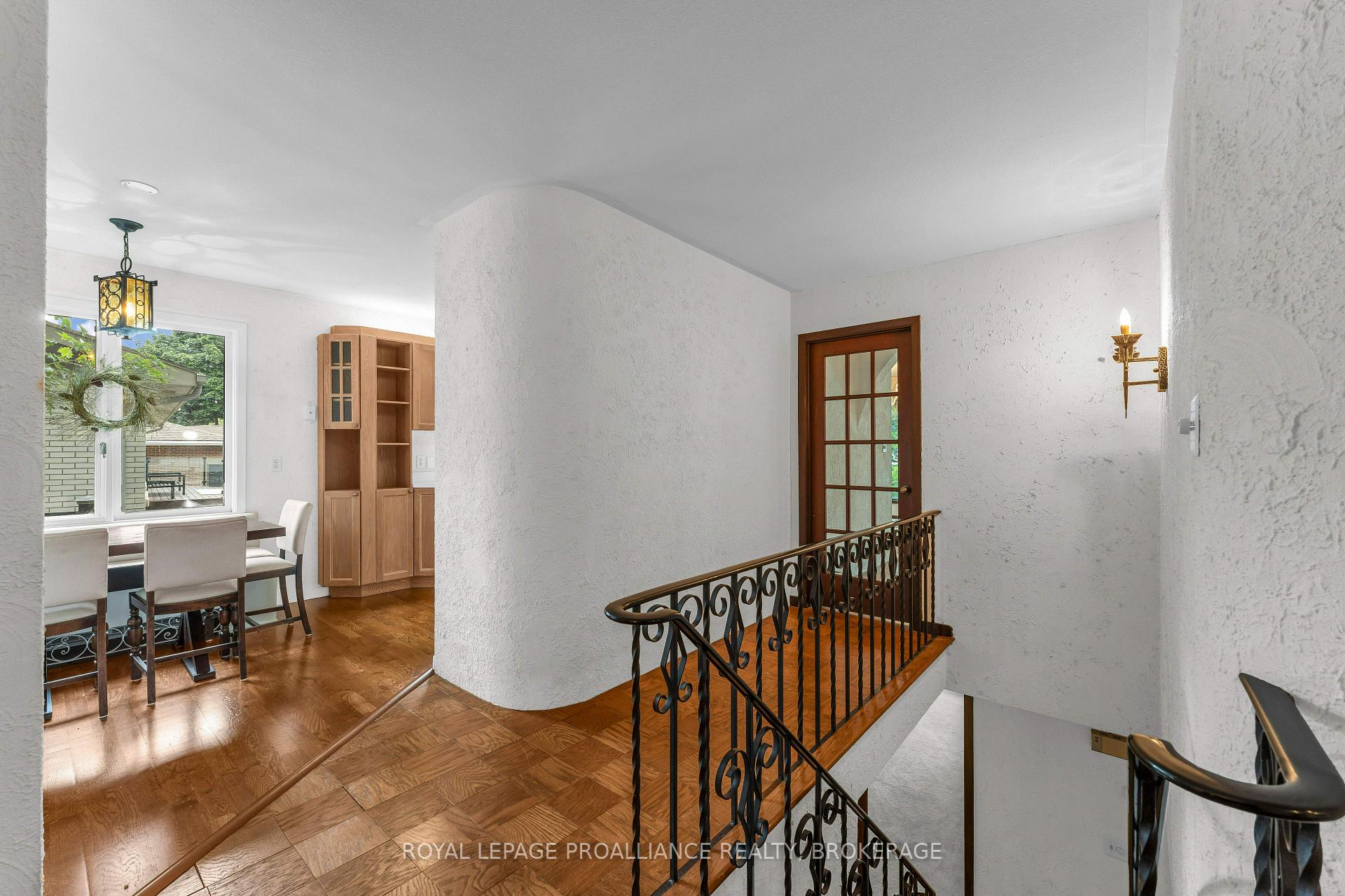 Photo 9 of 807 Wartman Avenue, Kingston, City SouthWest — HOMEH