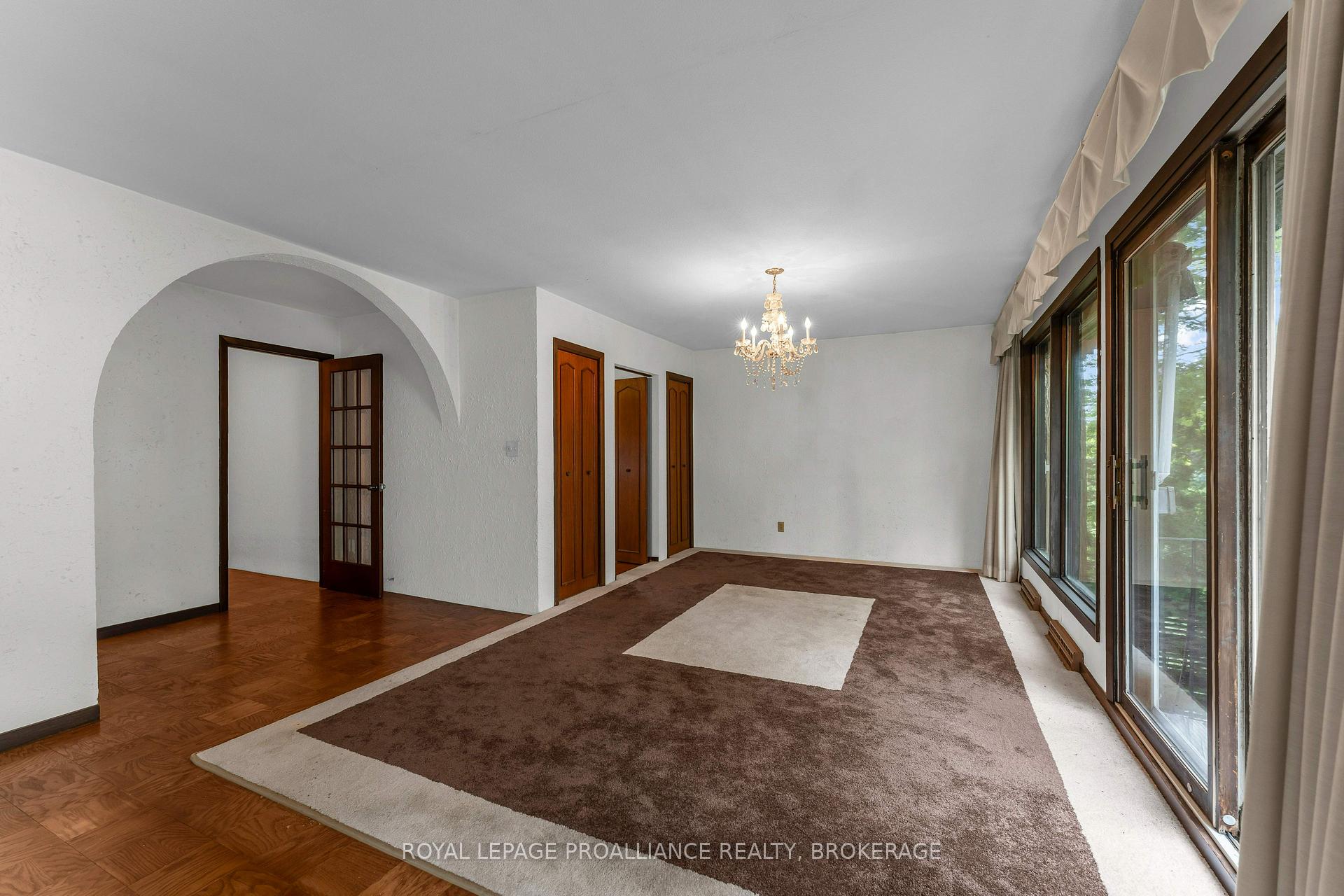 Photo 12 of 807 Wartman Avenue, Kingston, City SouthWest — HOMEH