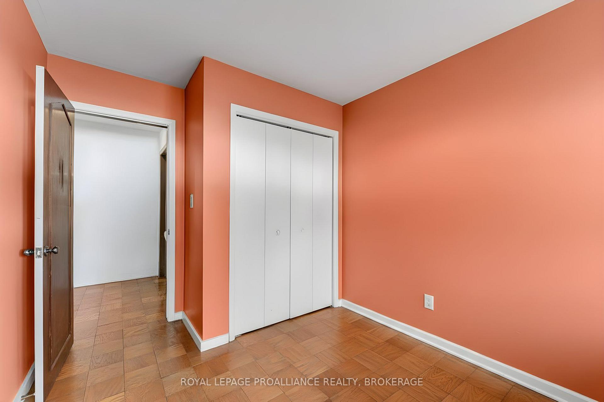 Photo 23 of 807 Wartman Avenue, Kingston, City SouthWest — HOMEH