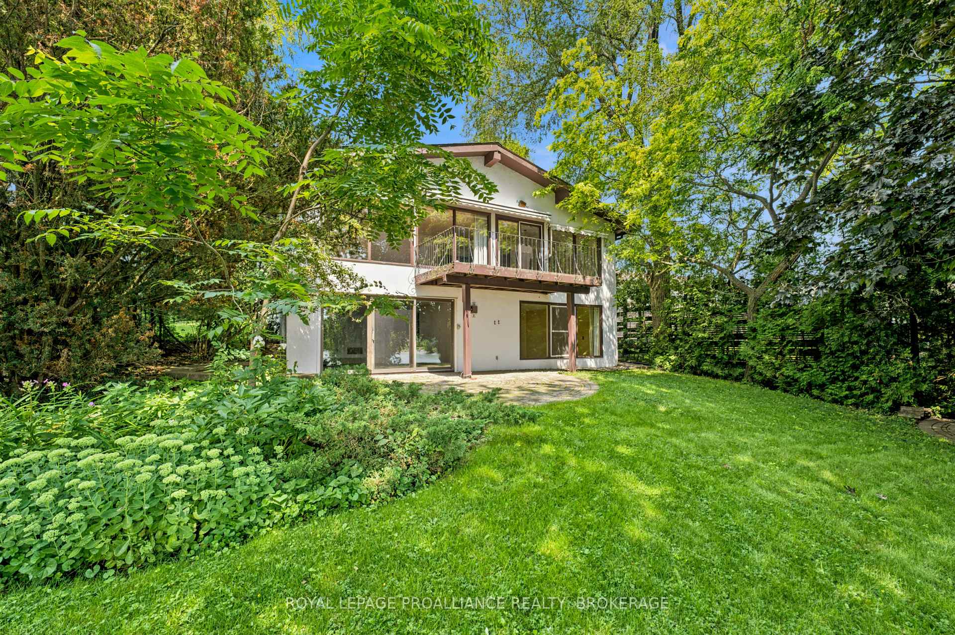 Photo 36 of 807 Wartman Avenue, Kingston, City SouthWest — HOMEH