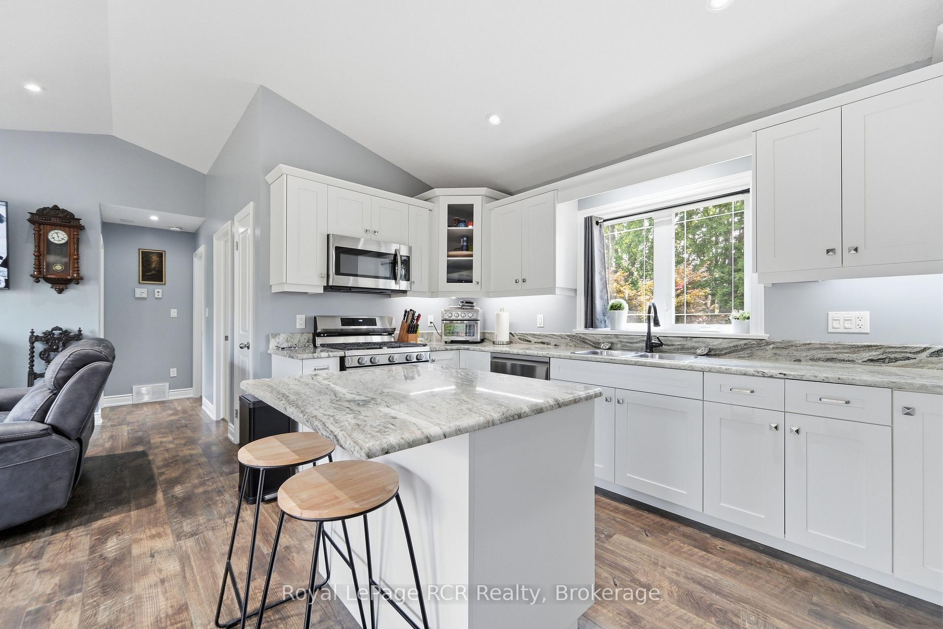 Photo 6 of 358 5th Street, Hanover — HOMEH
