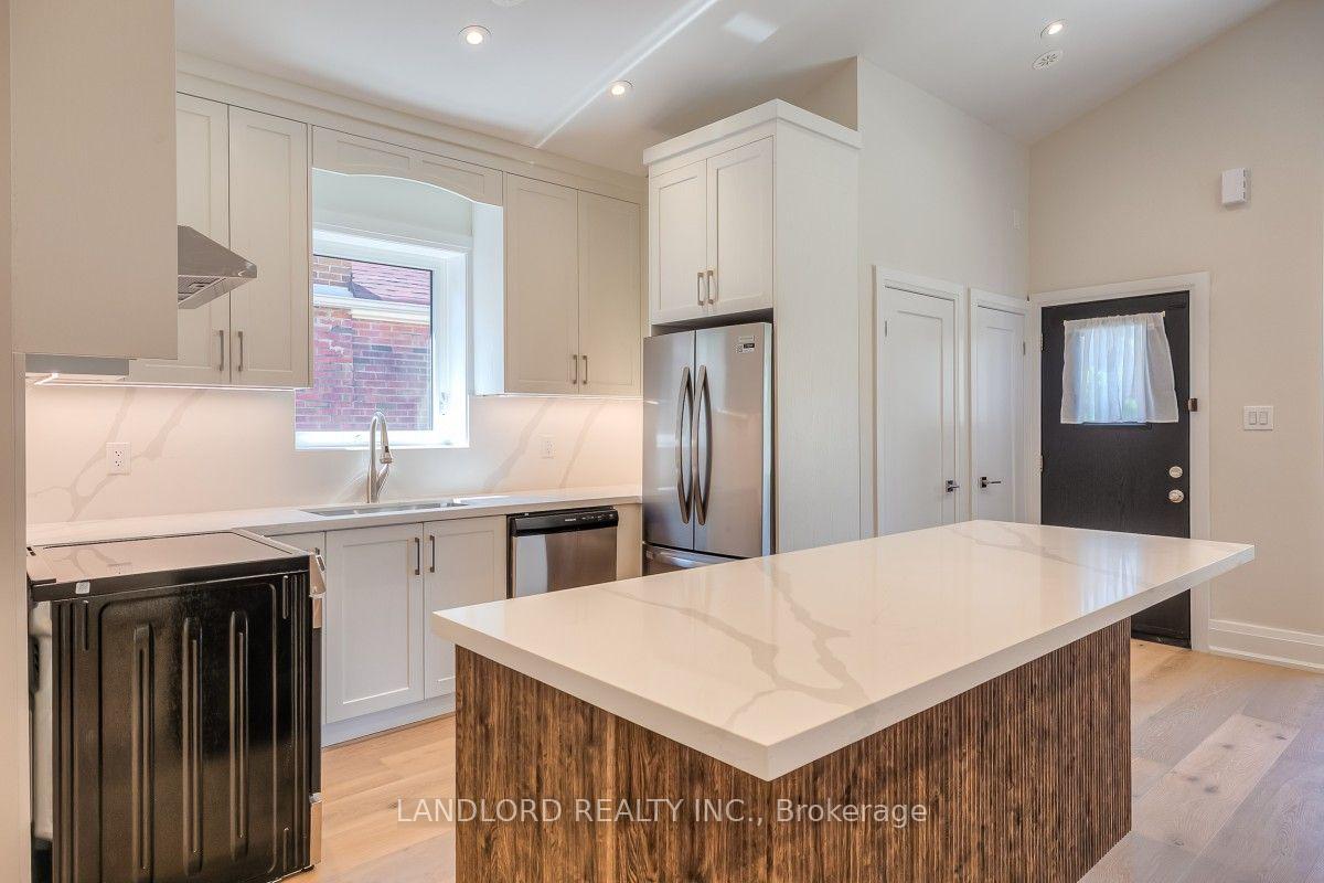 Photo 7 of 29 Hutton Avenue, Toronto, East York — HOMEH