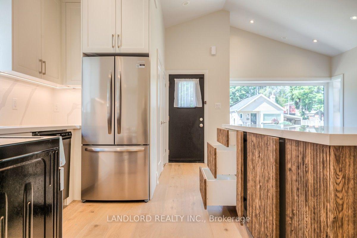 Photo 9 of 29 Hutton Avenue, Toronto, East York — HOMEH