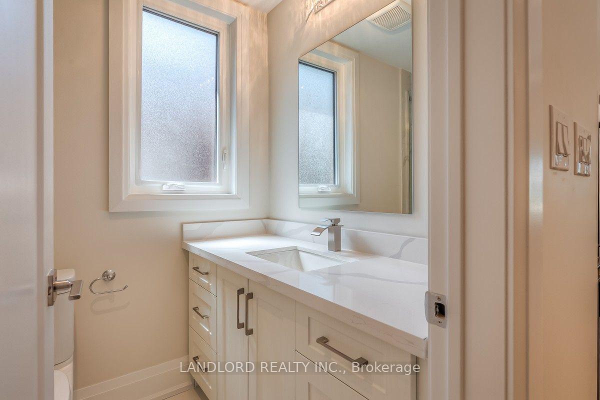Photo 16 of 29 Hutton Avenue, Toronto, East York — HOMEH