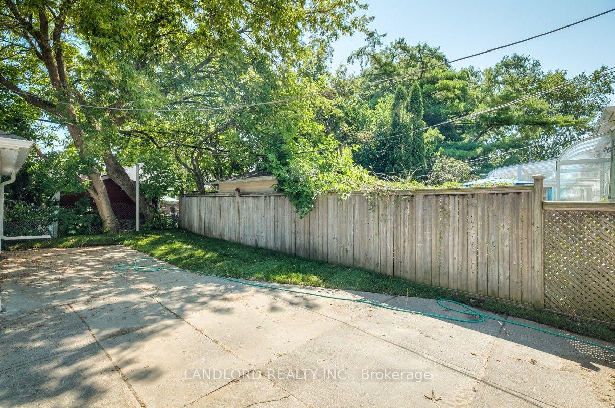 Photo 28 of 29 Hutton Avenue, Toronto, East York — HOMEH