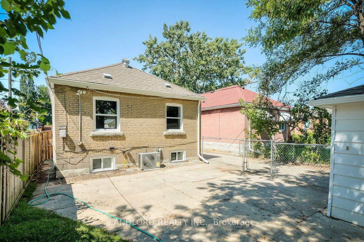 Photo 29 of 29 Hutton Avenue, Toronto, East York — HOMEH