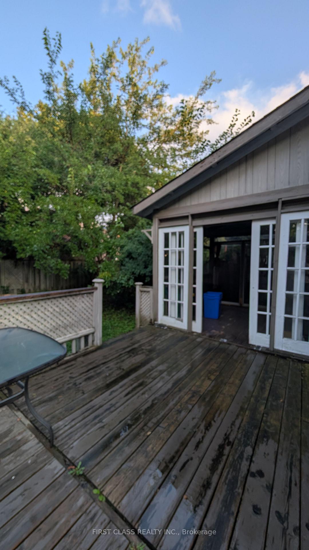 Photo 15 of 63 Marlow Crescent, Markham, Markville — HOMEH