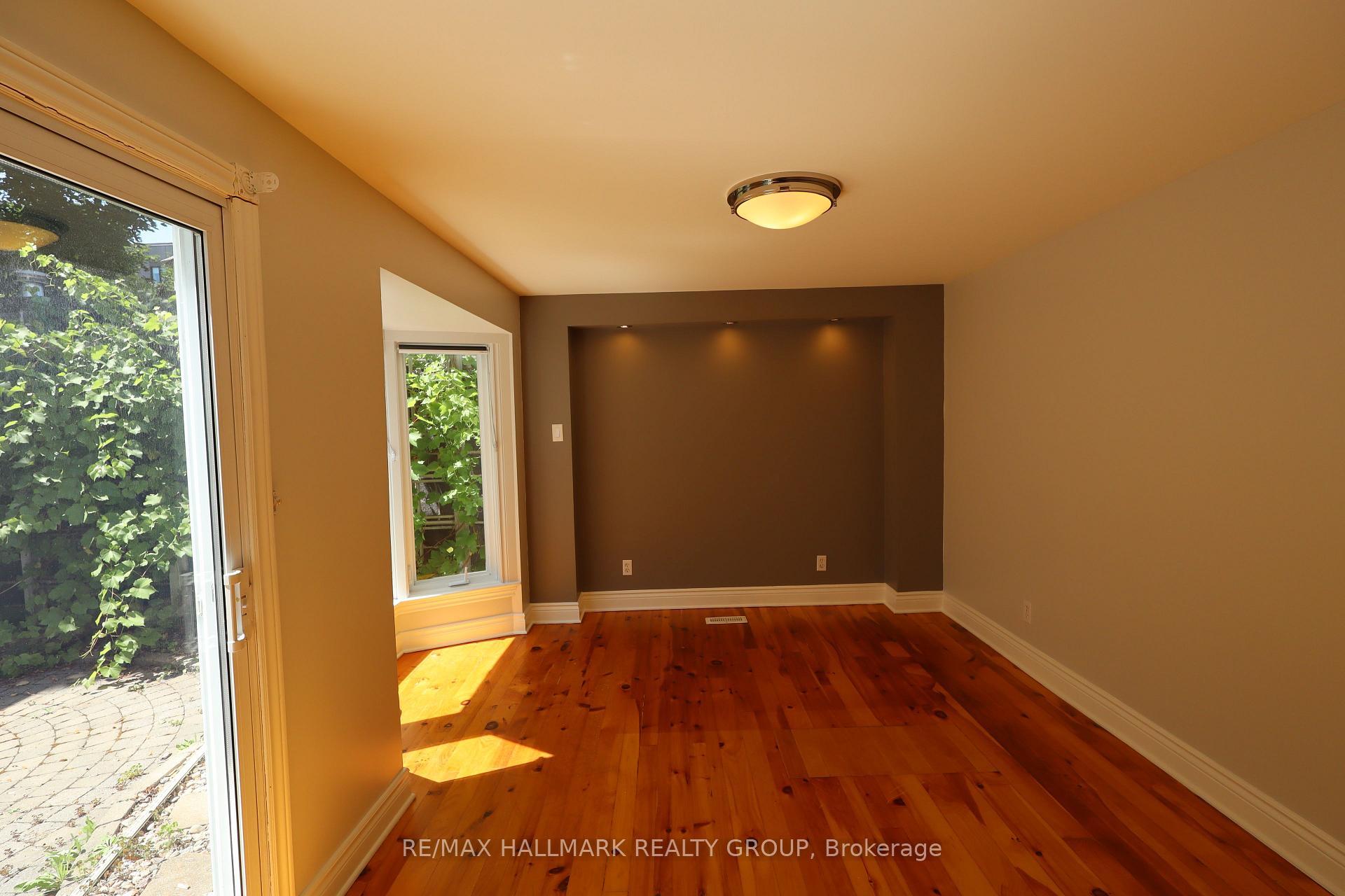 Photo 11 of 21 Electric Street, Ottawa, Lindenlea — HOMEH