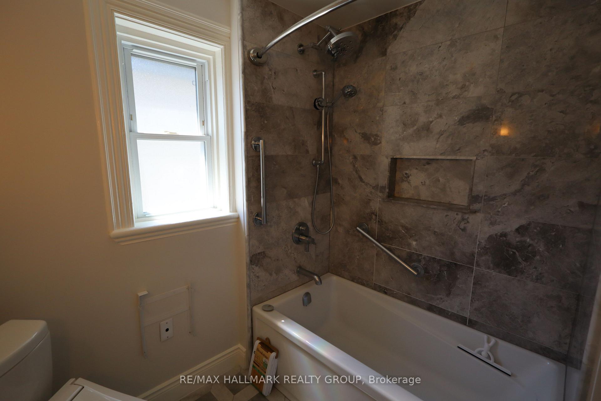 Photo 25 of 21 Electric Street, Ottawa, Lindenlea — HOMEH