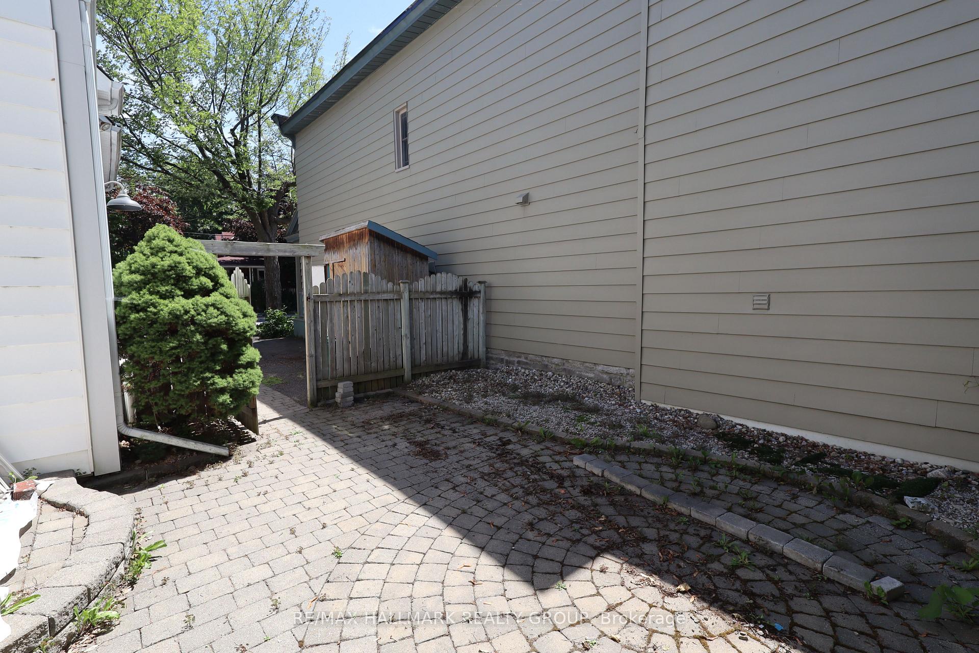 Photo 28 of 21 Electric Street, Ottawa, Lindenlea — HOMEH