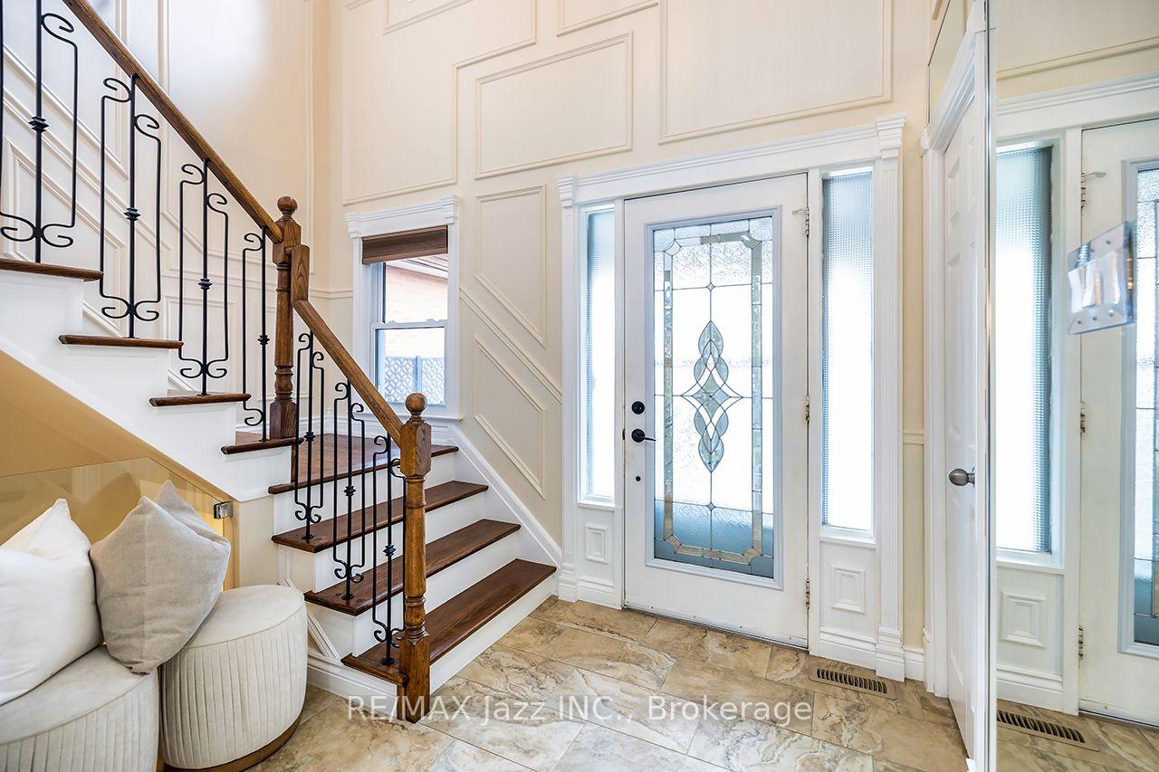 Photo 3 of 626 Strouds Lane, Pickering, Amberlea — HOMEH