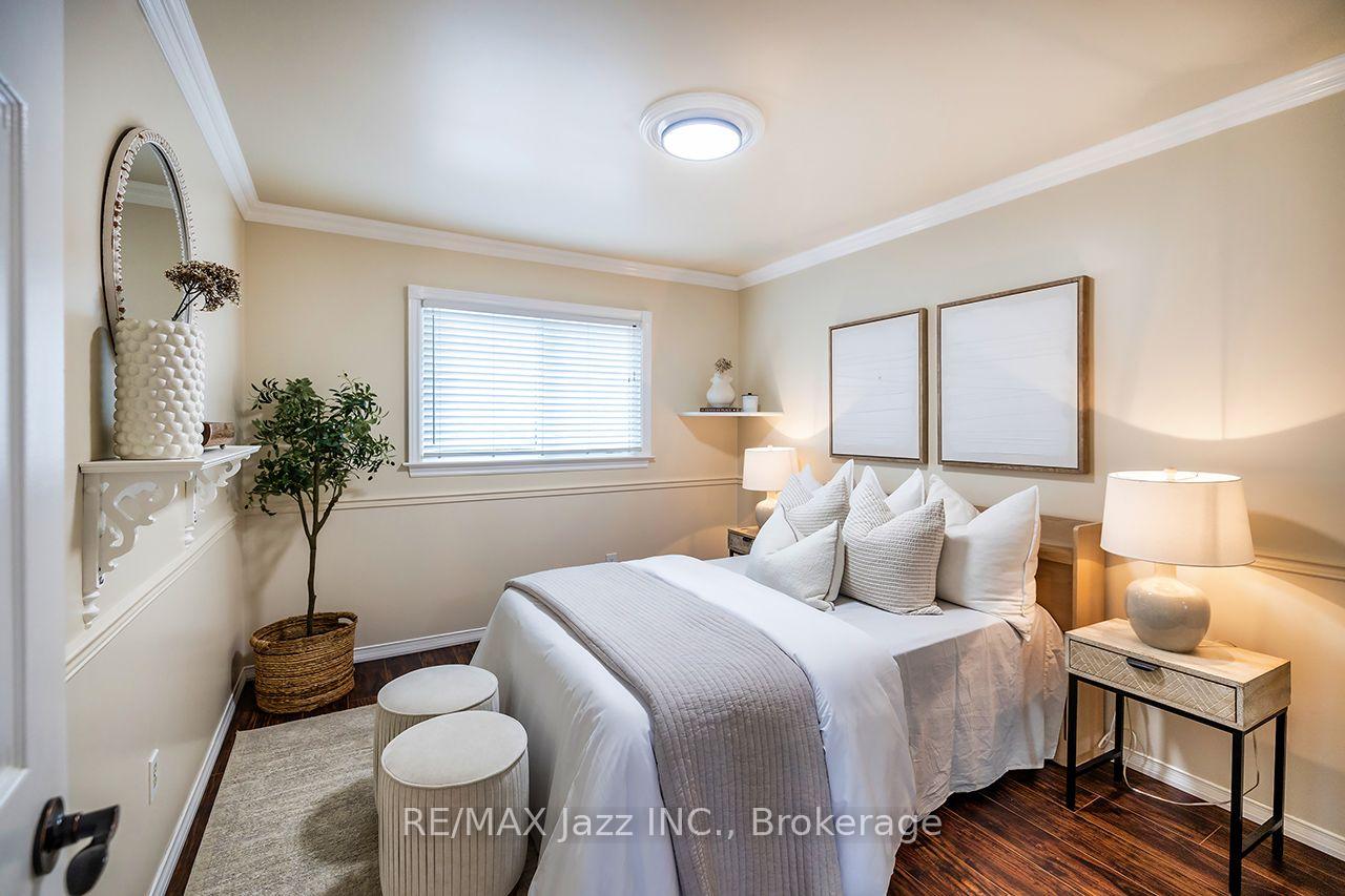Photo 23 of 626 Strouds Lane, Pickering, Amberlea — HOMEH