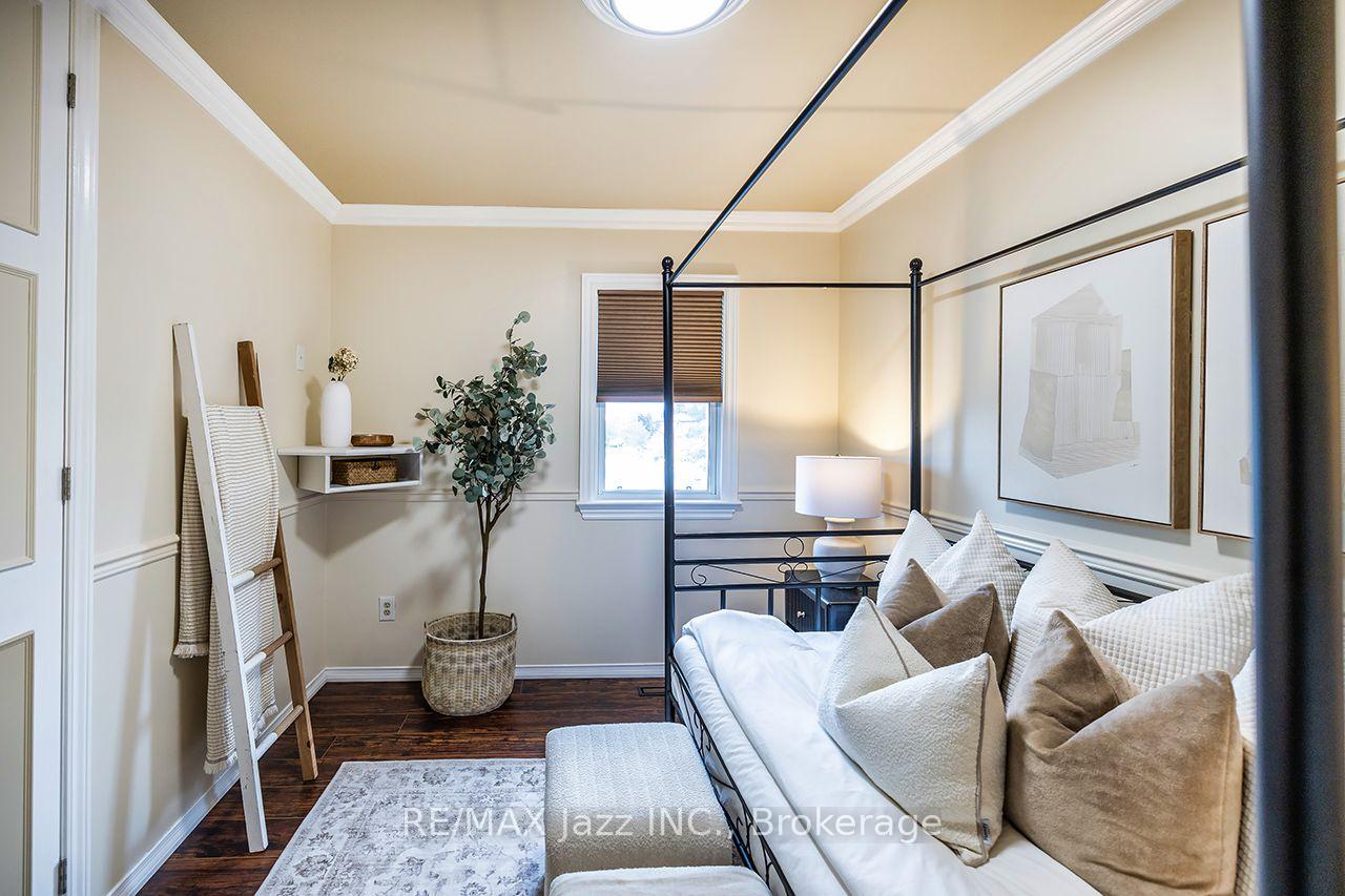 Photo 26 of 626 Strouds Lane, Pickering, Amberlea — HOMEH
